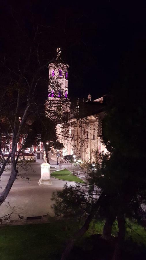 Universidad 4 Valladolid Eksteriør bilde